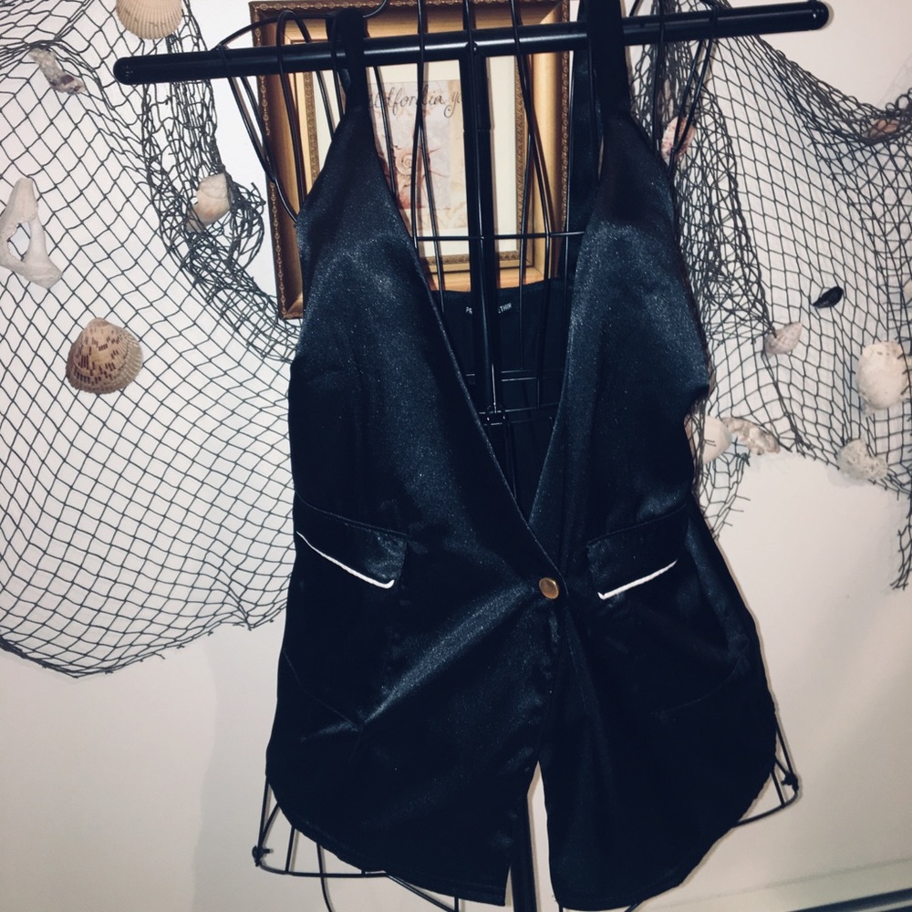 Pretty Little Thing Top